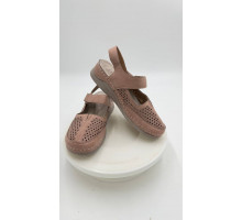 Босоножки женские летние на липучке на широкую ногу закрытый нос Evalli сс25 306 Пудровый