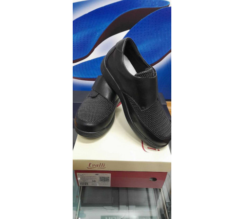 Ботинки кожа осенние женские на широкую ногу на молоткообразные пальцы Evalli 382 011 Чёрный